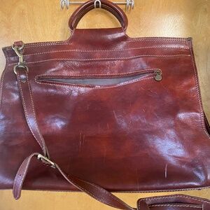 Vera palle Made in Italy Chestnut Leather vintage sachet handbag unisex